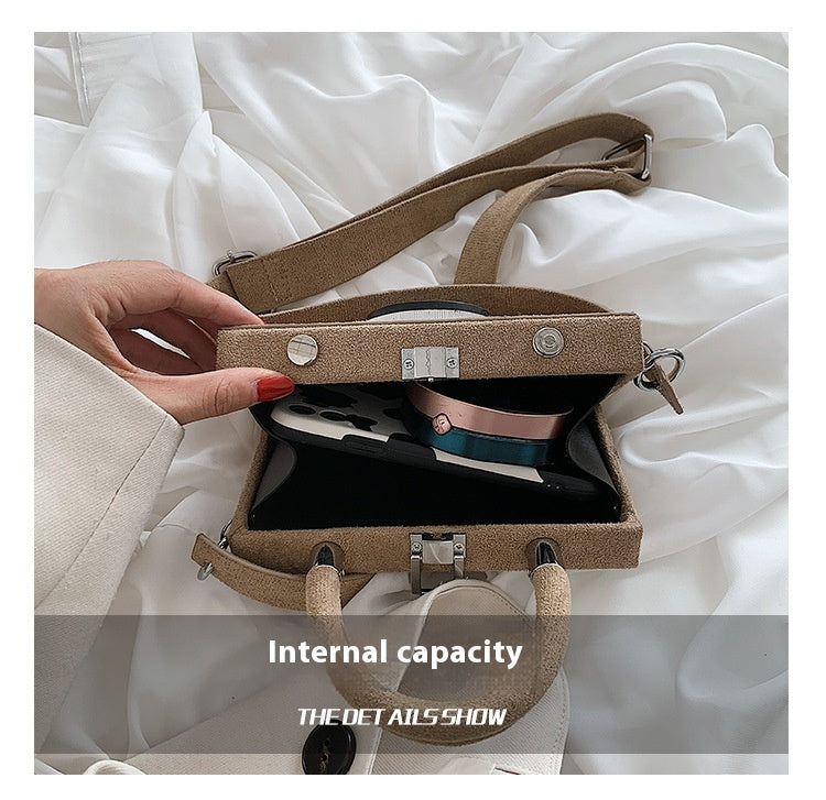 Photo Camera / Shoulder Bag